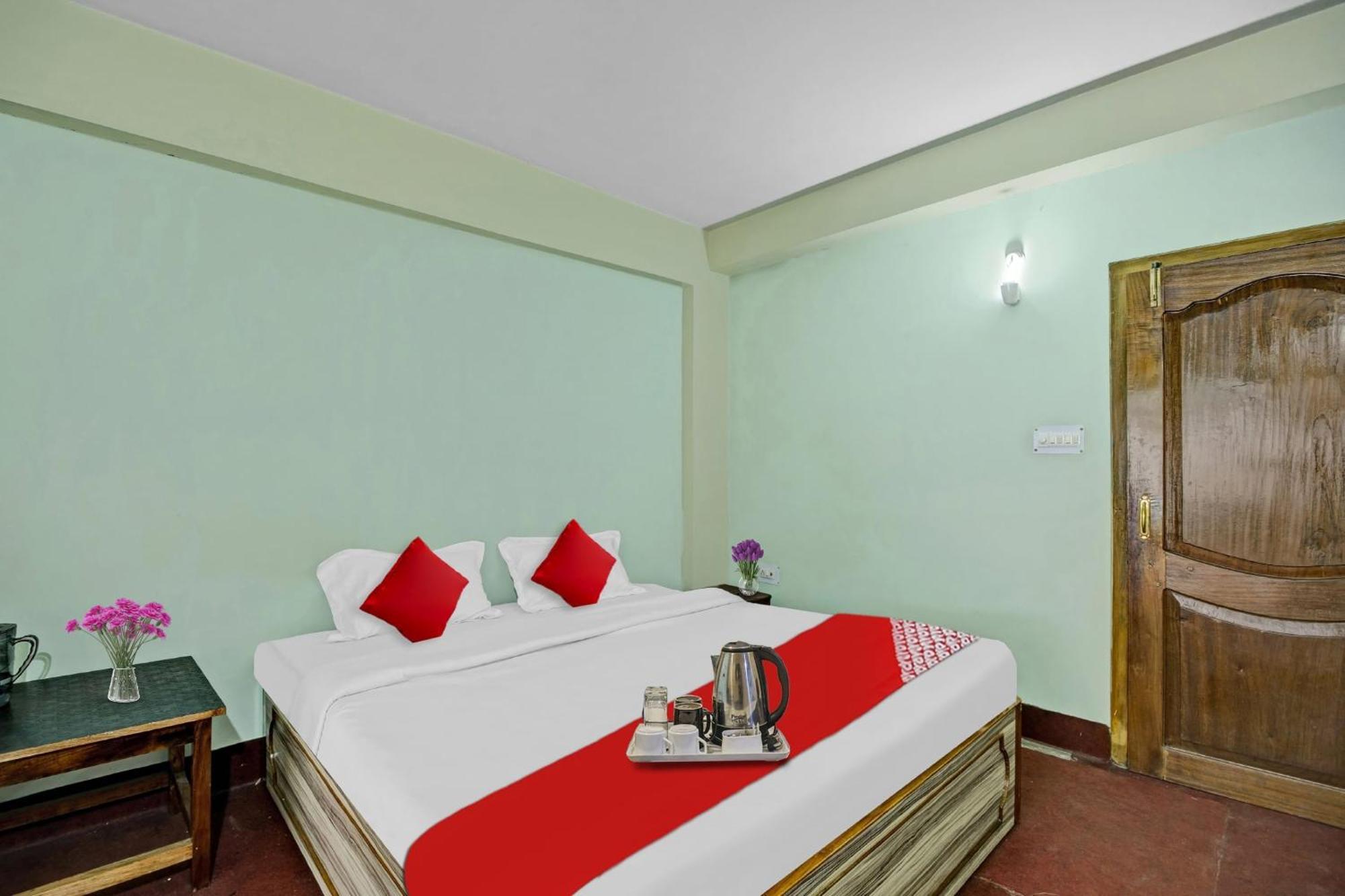 Hotel O Evergreen Guest House Shillong Exterior photo