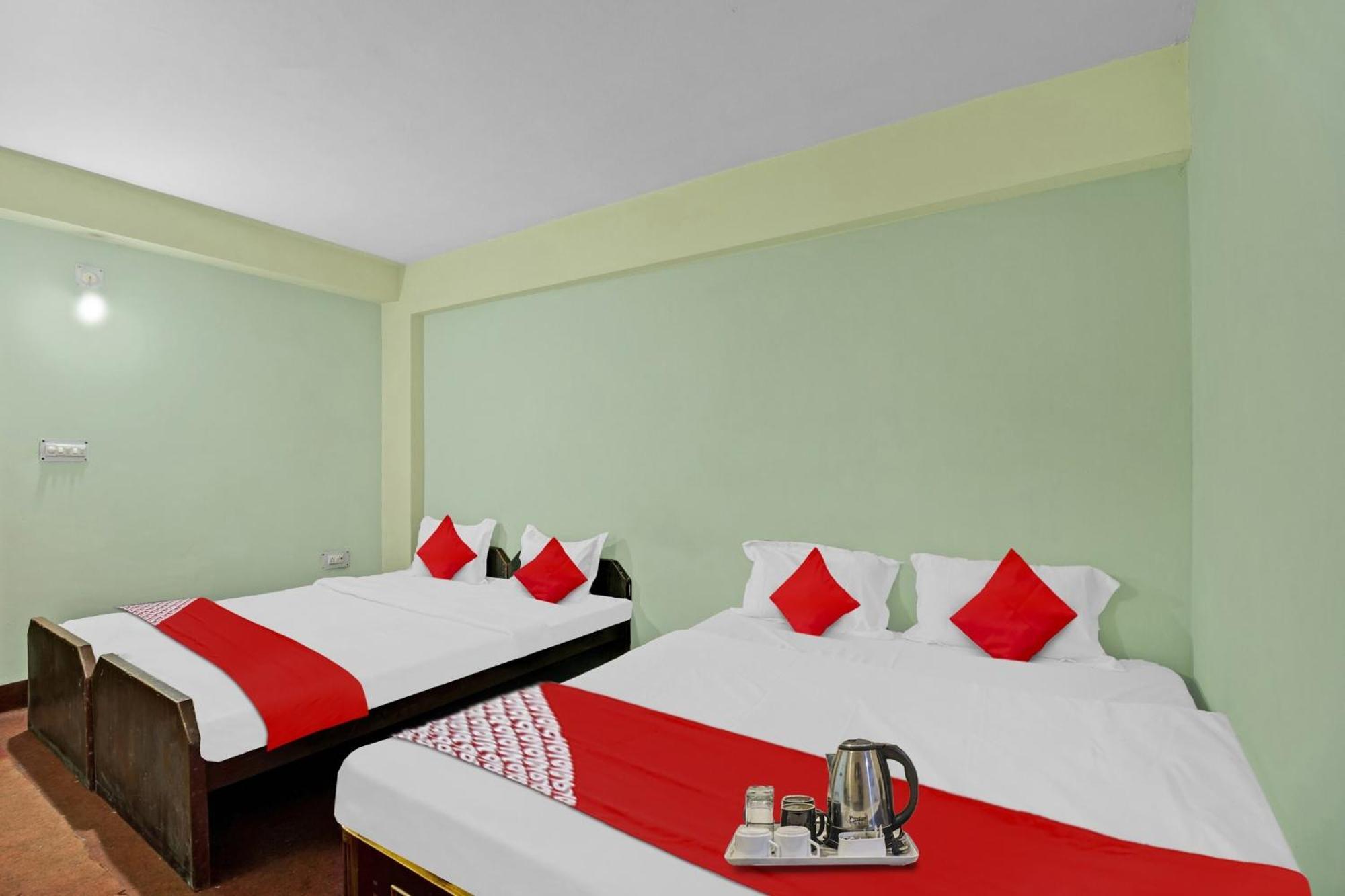 Hotel O Evergreen Guest House Shillong Exterior photo
